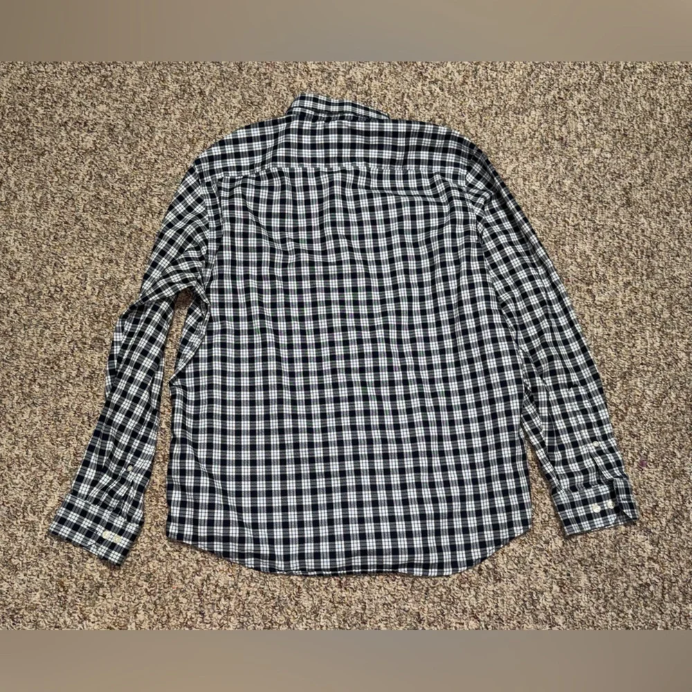Men's XL‎ Banana Republic Men's Navy and White Plaid Shirt